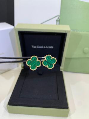 Σκουλαρίκια VCA Alhambra Van Cleef And Arpels Λευκή Φίλντισι Μαλαχίτης Καρνεόλιο