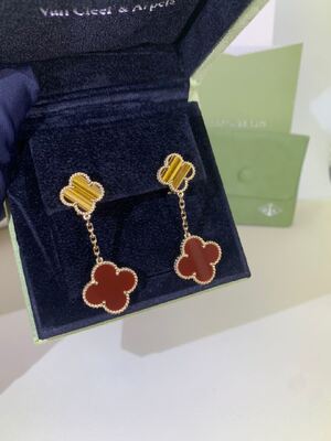 VCARP2R200 τα μαγικά Alhambra σκουλαρίκια 2 μοτίβα 18K αυξήθηκαν χρυσό διαμάντι